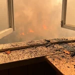 Γιατί το άνοιγμα των παραθύρων σε μια πυρκαγιά είναι η χειρότερη ιδέα για ένα σπίτι webp.webp